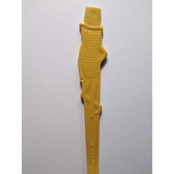 Mr Peanut Vintage Tan Plastic Serving Spoon 1950s Planters Peanuts Kitchenware - Picture 4 of 4